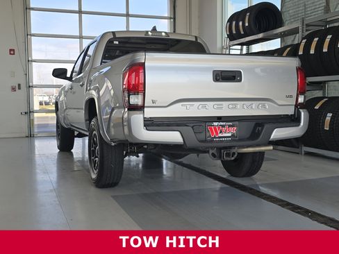 Used 2022 Toyota Tacoma SR5 w/ Technology Package image 7