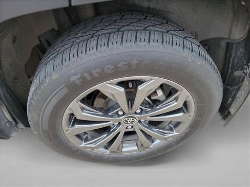 Used 2024 Toyota RAV4 XLE Premium AWD/4WD image 7