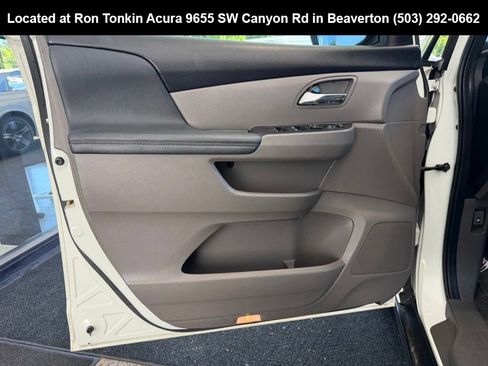 Used 2015 Honda Odyssey EX-L image 11