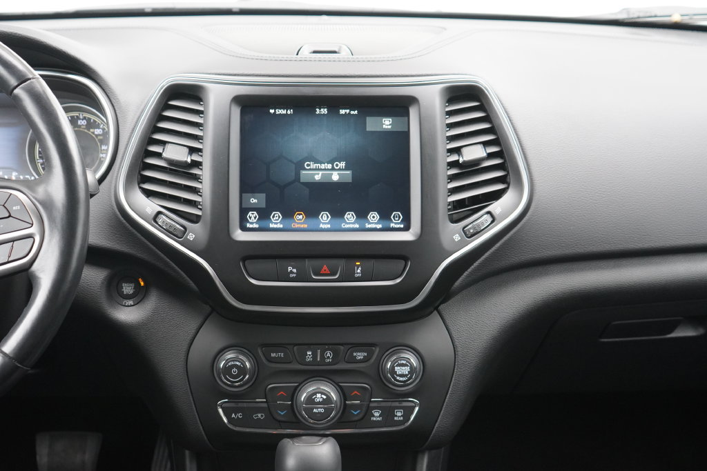 Used 2021 Jeep Cherokee Latitude Lux w/ Comfort/Convenience Group AWD/4WD image 27