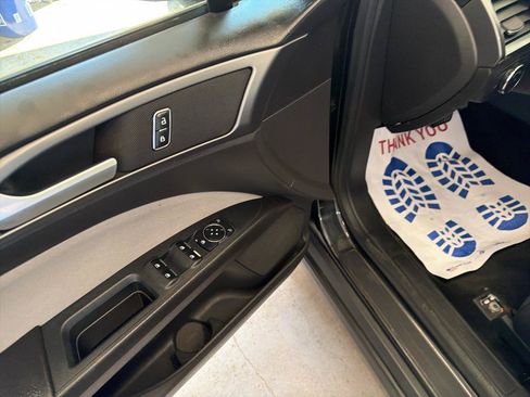Used 2014 Ford Fusion S FWD image 11