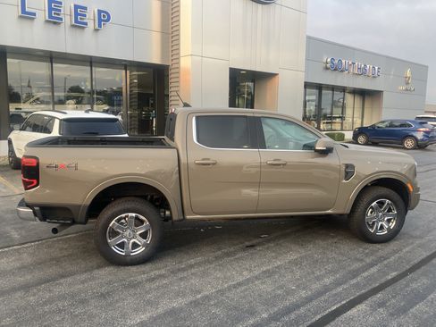 Used 2025 Ford Ranger Lariat w/ Trailer Tow Package AWD/4WD image 8