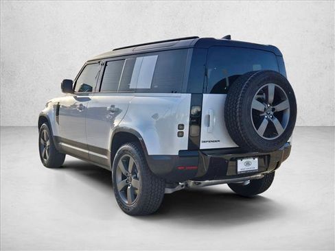 New 2026 Land Rover Defender 110 S AWD/4WD image 9
