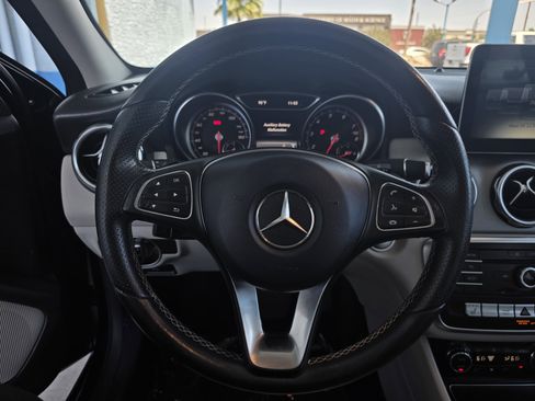 Used 2018 Mercedes-Benz GLA 250 w/ Premium Package image 12