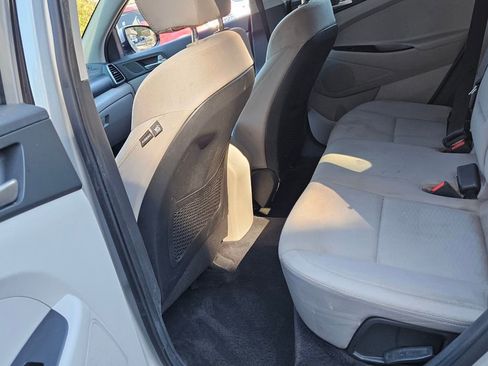 Used 2021 Hyundai Tucson SE image 25