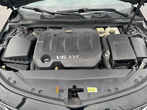 Used 2015 Chevrolet Impala LT w/ Convenience Package FWD image 32