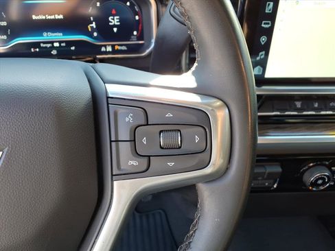 Used 2024 Chevrolet Silverado 2500 LT image 22