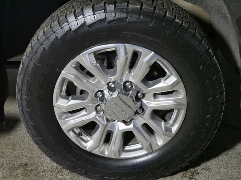 Certified 2021 GMC Sierra 3500 Denali w/ Denali Ultimate Package image 15