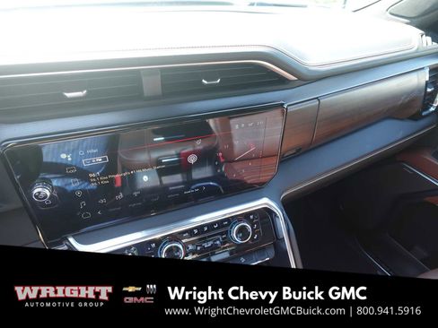 Used 2024 GMC Sierra 2500 Denali Ultimate image 21