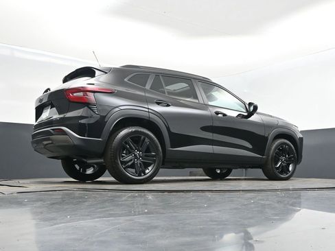 New 2026 Chevrolet Trax ACTIV w/ Sunroof Package image 43