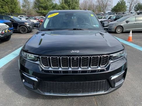 Used 2023 Jeep Grand Cherokee Limited w/ Luxury Tech Group II image 9