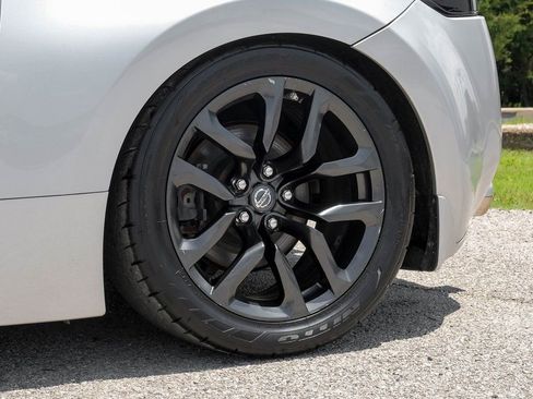 Used 2020 Nissan 370Z Coupe image 48