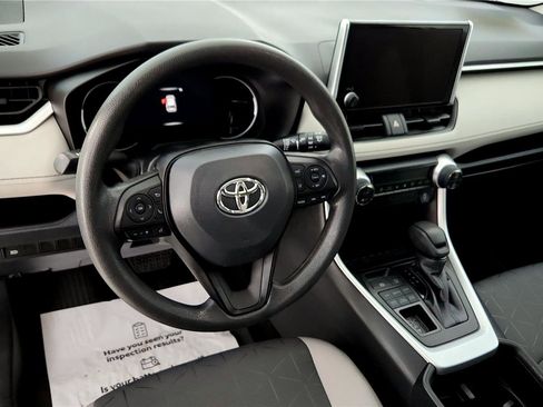 Certified 2023 Toyota RAV4 XLE w/ Convenience Package AWD/4WD image 32