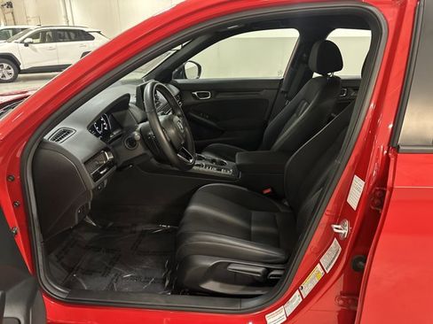 Used 2025 Honda Civic Sport image 16