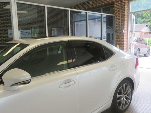 Used 2018 Lexus IS 300 w/ Accessory Package 2 RWD image 72