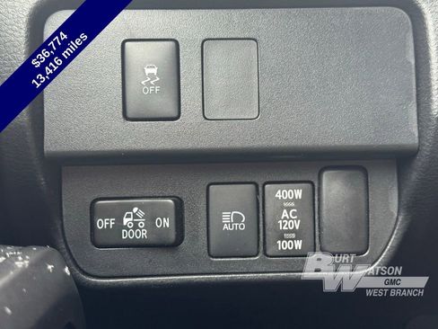 Used 2022 Toyota Tacoma TRD Off-Road w/ Technology Package image 18