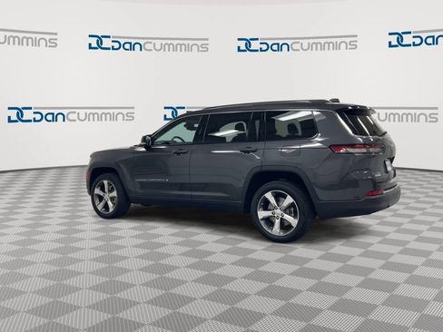 Used 2022 Jeep Grand Cherokee L Limited AWD/4WD image 6