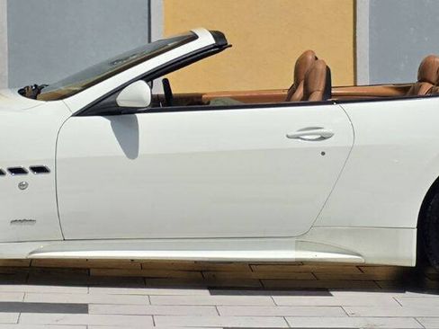 Used 2018 Maserati GranTurismo Sport RWD image 5