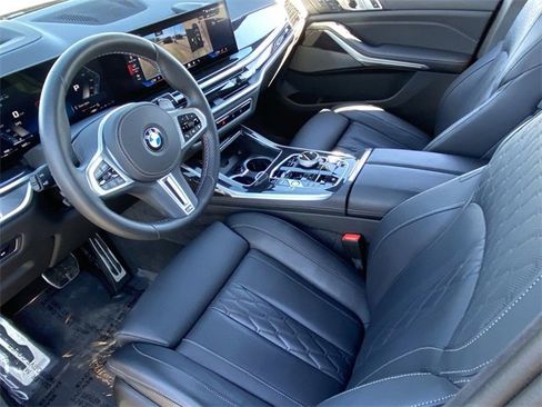 Certified 2025 BMW X7 M60i w/ Executive Package image 20
