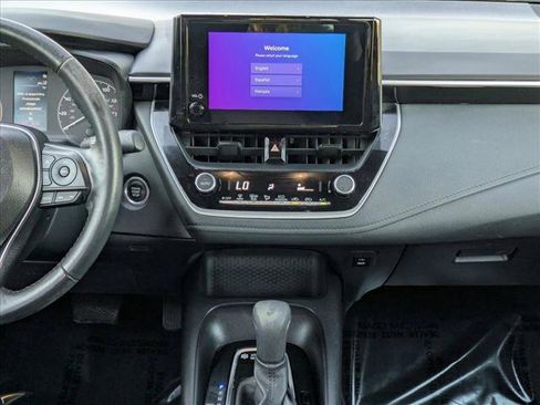 Used 2023 Toyota Corolla SE image 14