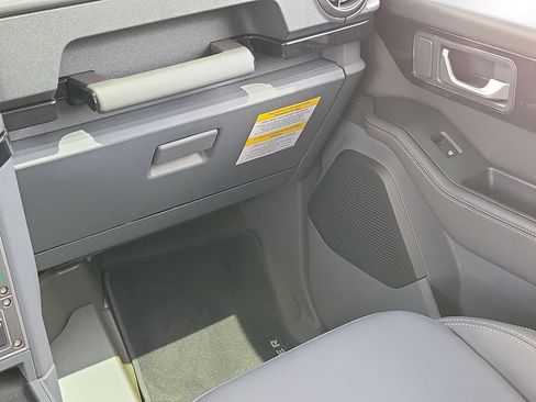 New 2026 INEOS Grenadier Station Wagon AWD/4WD image 17