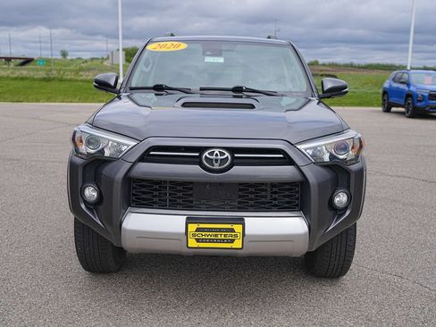 Used 2020 Toyota 4Runner TRD Off-Road Premium AWD/4WD image 2