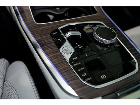 New 2026 BMW X5 xDrive40i w/ Climate Comfort Package image 66