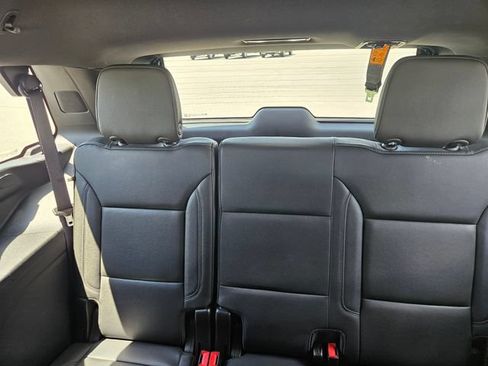 Used 2024 Chevrolet Tahoe LT AWD/4WD image 25