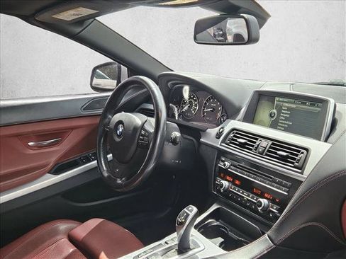 Used 2013 BMW 640i Convertible RWD image 11