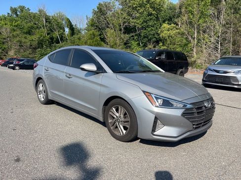 Used 2020 Hyundai Elantra Value Edition w/ Cargo Package (C1) FWD image 7