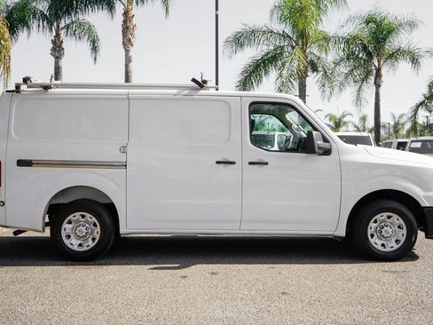 Used 2020 Nissan NV 2500 SV w/ Navigation Package image 13