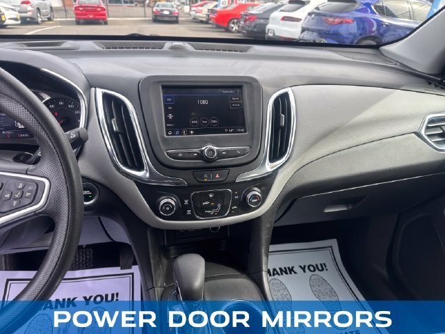 Used 2022 Chevrolet Equinox LS w/ LS Convenience Package AWD/4WD image 18
