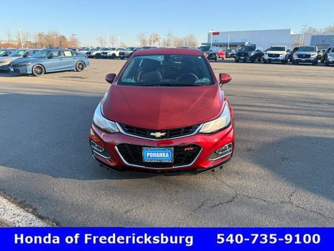 Used 2017 Chevrolet Cruze LT w/ Convenience Package image 9