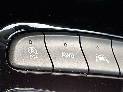Used 2022 Buick Encore GX Preferred w/ Cold Weather Comfort Package AWD/4WD image 25
