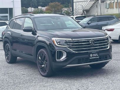 New 2025 Volkswagen Atlas SE