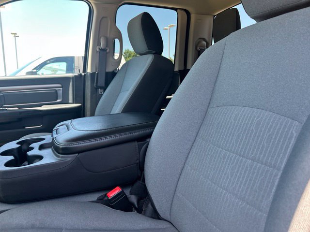 Used 2024 RAM 1500 Classic SLT AWD/4WD image 28