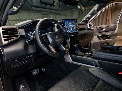 Used 2025 Toyota Tundra Limited image 13