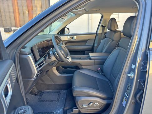 Used 2024 Hyundai Santa Fe SEL FWD image 15