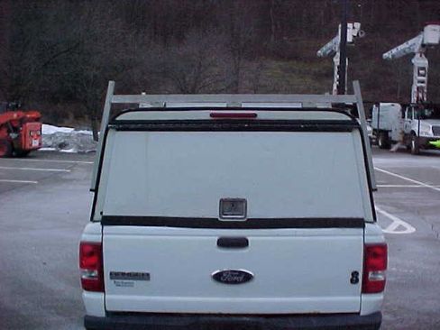 Used 2010 Ford Ranger XL image 9