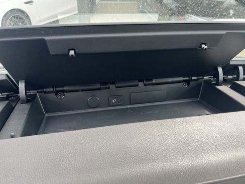 Used 2024 Mercedes-Benz Sprinter 2500 image 42