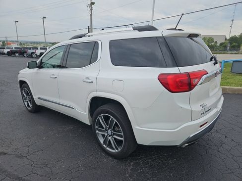 Used 2019 GMC Acadia Denali w/ Technology Package AWD/4WD image 10