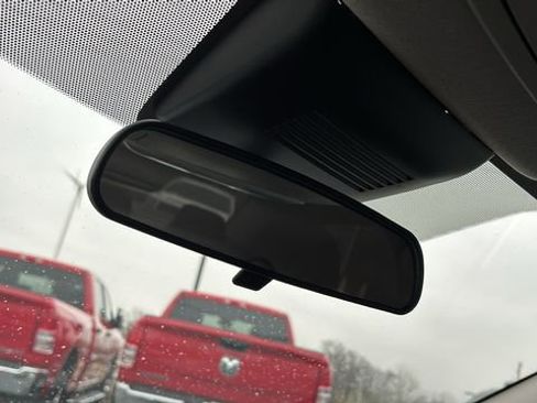 Used 2024 Nissan Sentra SV image 23