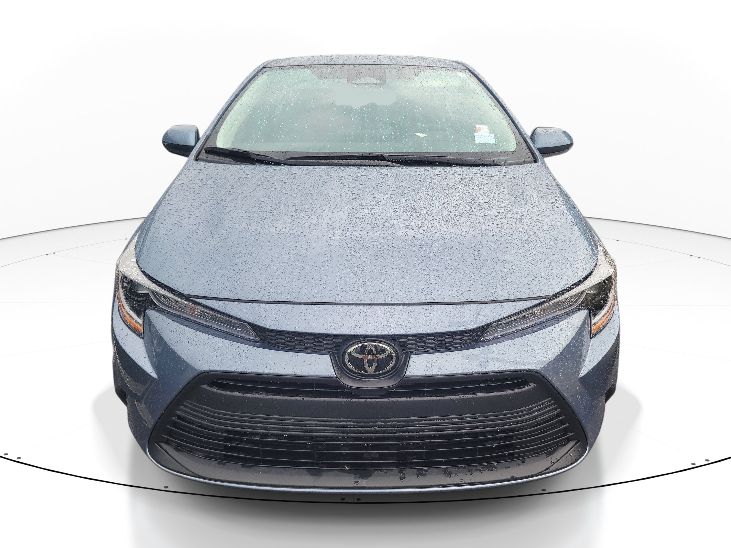 Used 2024 Toyota Corolla LE FWD image 2