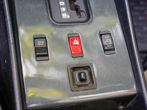 Used 1986 Mercedes-Benz 560 SL image 46