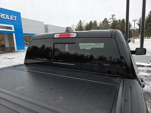 Used 2022 RAM 1500 Laramie w/ Night Edition image 24