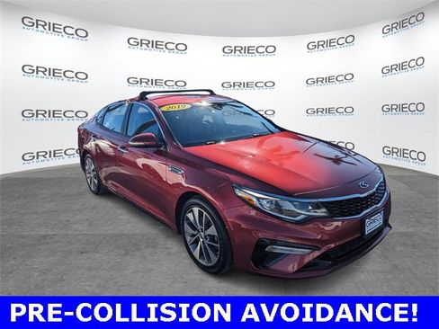 Used 2019 Kia Optima S image 2