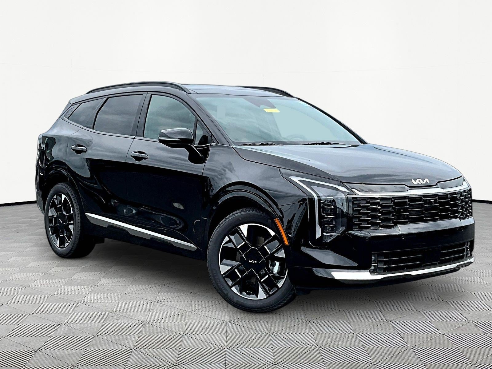 New 2026 Kia Sportage SX FWD image 3
