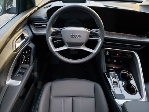 New 2025 Audi Q5 Premium Plus image 10