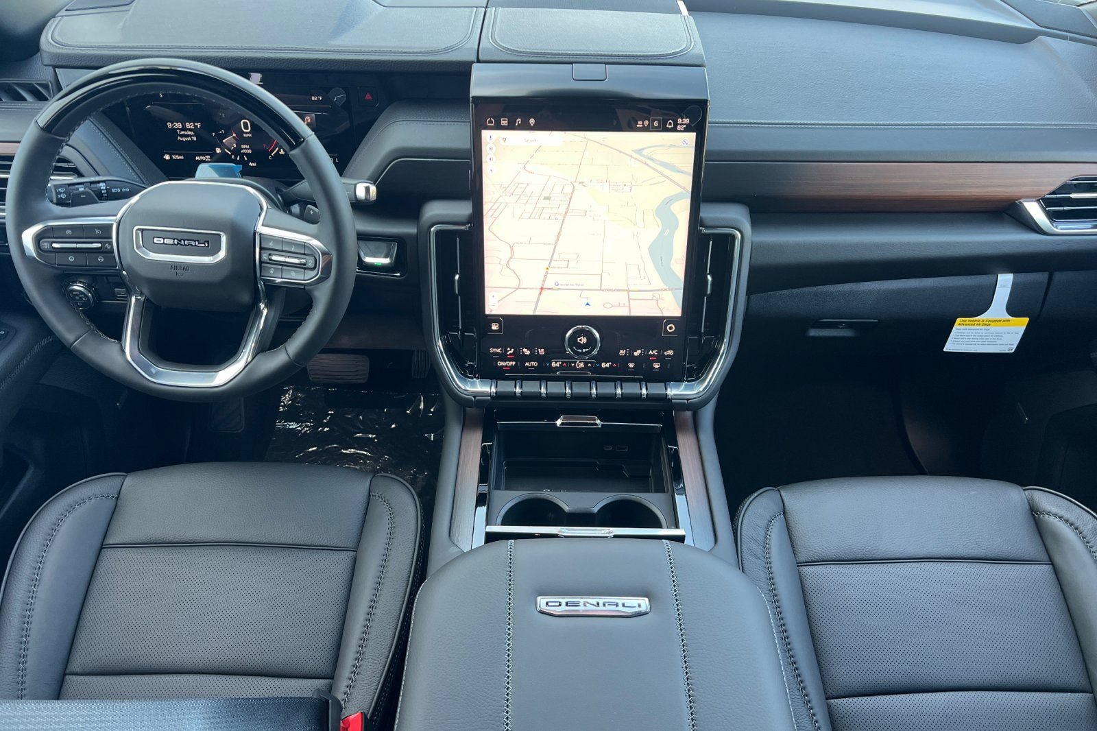 New 2026 GMC Yukon Denali w/ Advanced Technology Package AWD/4WD image 10