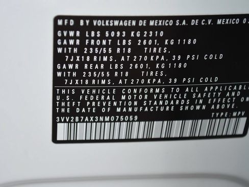 Used 2022 Volkswagen Tiguan SE AWD/4WD image 33